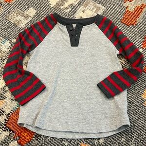 Epic threads boy size 5 long sleeve top